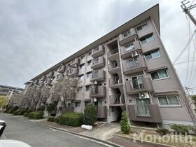 新檜尾台第2次住宅5号棟の外観