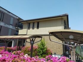 シャイニーパークの外観