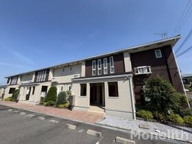 レジデンス根来の外観