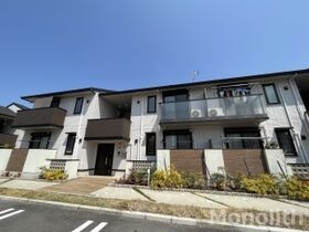 ヴィラアステール B棟の外観