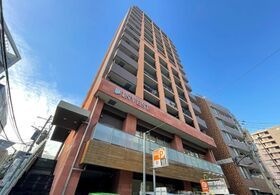 ルネッサンス21赤坂けやき通りの外観