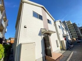 福岡市西区姪の浜1丁目の外観
