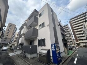 エルモス天神の外観