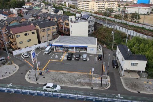 ローソン 東淡路五丁目店