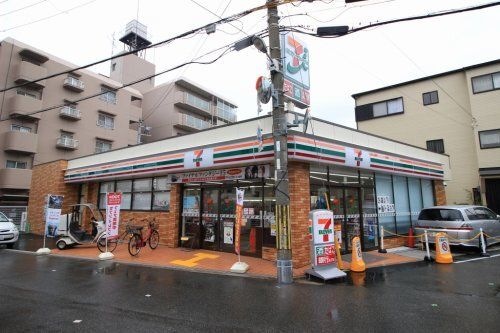 セブンイレブン 大阪上新庄3丁目店