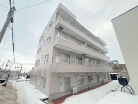 MMハイツ西野の外観