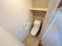ウォシュレット付きで快適な環境です♪