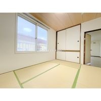 明るい和室、寝室にどうぞ♪