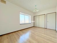 明るい洋室、寝室にどうぞ♪