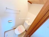 ウォシュレット付きで快適な環境です♪