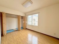 明るい洋室、寝室にどうぞ♪