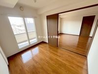 明るい洋室、寝室にどうぞ♪