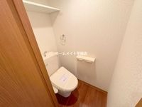 ウォシュレット付きで快適な環境です♪