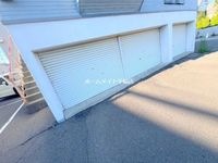 共同車庫1台無料駐です!