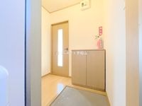 玄関スペース、シューズボックス付きです♪