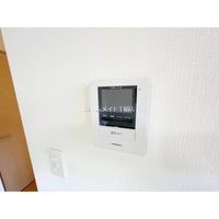 便利なインターホン付きでございます！