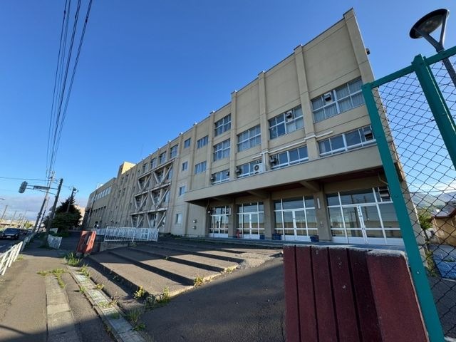 札幌市立富丘小学校