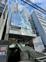 大阪市中央区南船場4丁目の外観