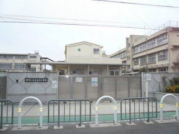 堺市立 浜寺石津小学校