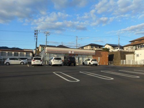 セブンイレブン 光市虹ヶ丘店
