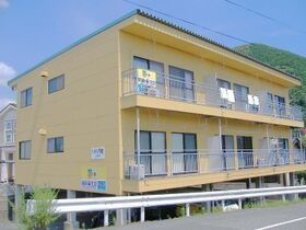 ハイツ不動上平井の外観