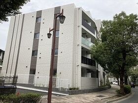 グランシャルマンの外観