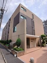 セシリアの外観
