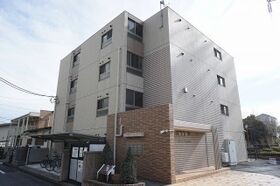 アルドーレ・インプレスの外観