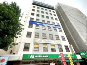 大阪国際学院扇町ビルの外観
