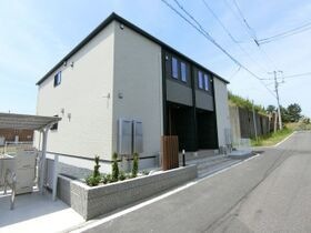 クレスト・コート Bの外観