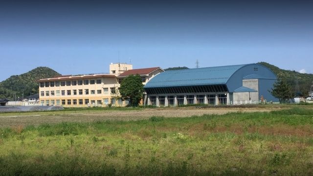 倉吉市立小鴨小学校