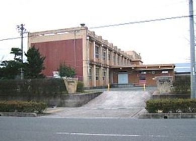 倉吉市立 久米中学校