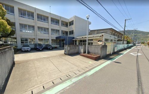 加茂小学校