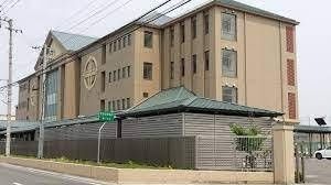 東中学校