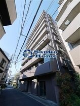 ステージファースト小石川の外観