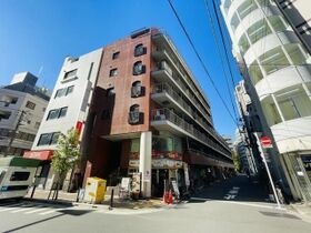 インペリアルお茶の水の外観