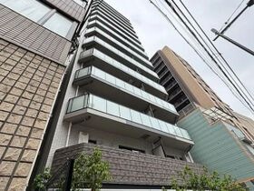クレストコート上野の外観