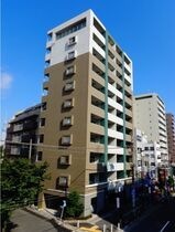 カスタリア森下の外観
