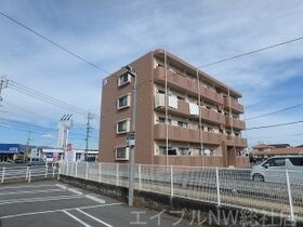 グランツ川辺の外観