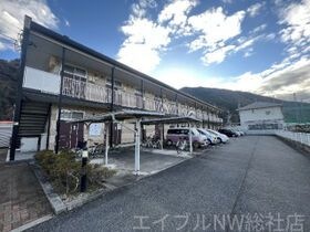 レオパレスほわいとぴーちの外観