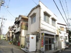 枚方市南中振2丁目の外観