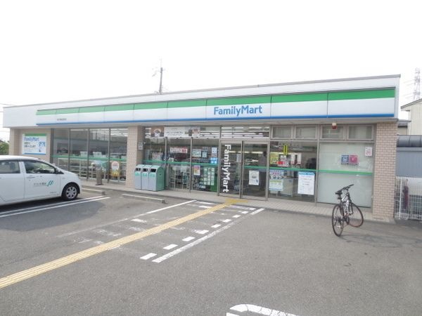 ファミリーマート枚方津田北町店
