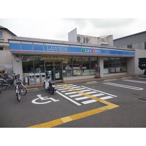 ローソン寝屋川秦町店