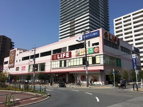 ライフ香里園店