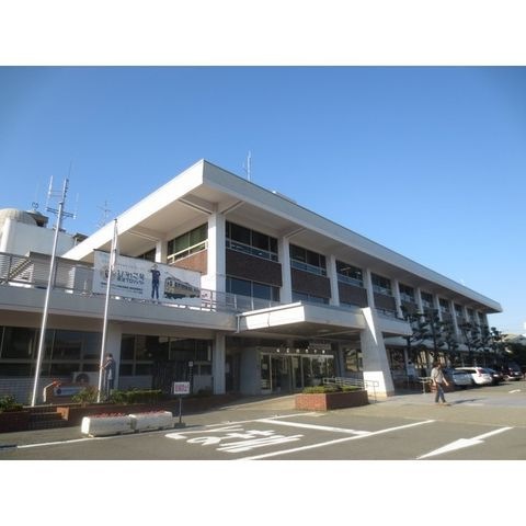 寝屋川市役所