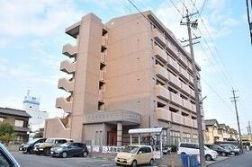 グランドールかさでらの外観
