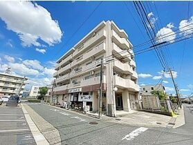 ドミール高垣 店舗の外観