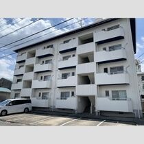 浦里第二マンションの外観