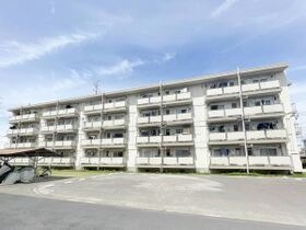ビレッジハウス八代山1号棟の外観