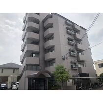 宝マンション浦里の外観